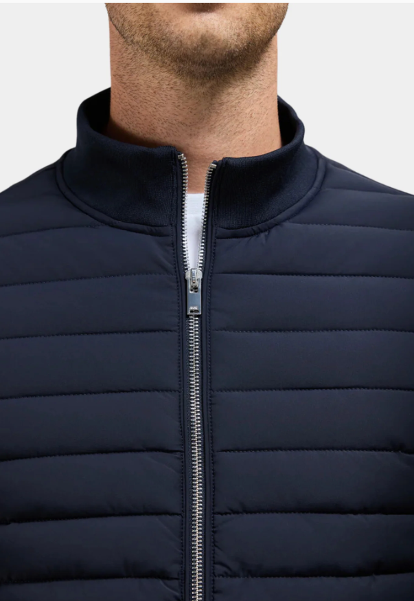 Arven - The Vanguard Jacka